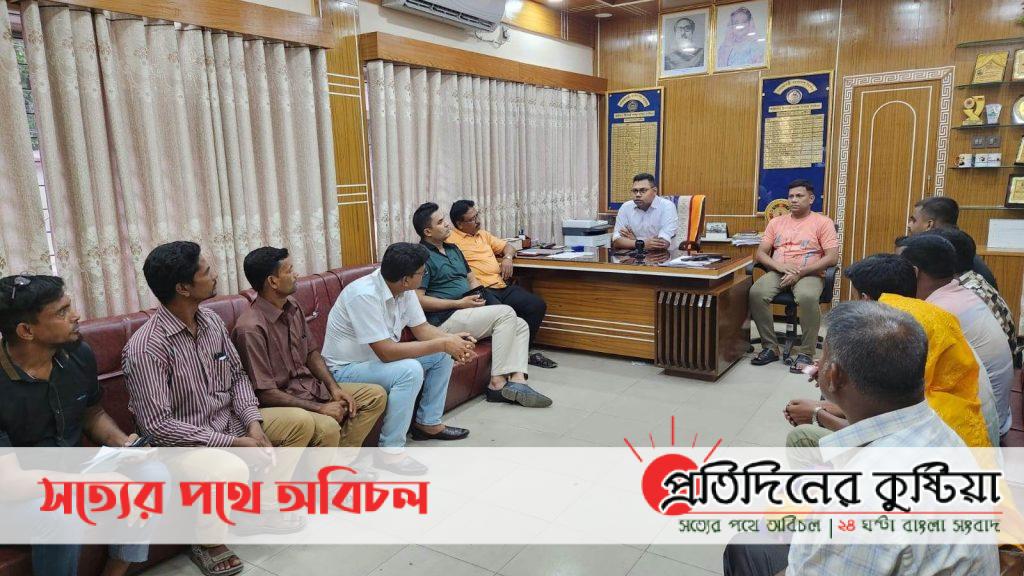 কোন প্রকার বিশৃংখলার চেষ্টা করলে কাউকে ছাড় দেওয়া হবে না বলেন অতিরিক্ত পুলিশ সুপার মুরাদ